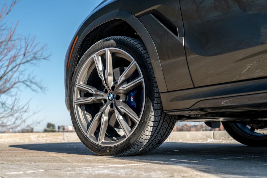 Колеса BMW X6 M50i 2019 года  (NA) (фото 26 из 29)